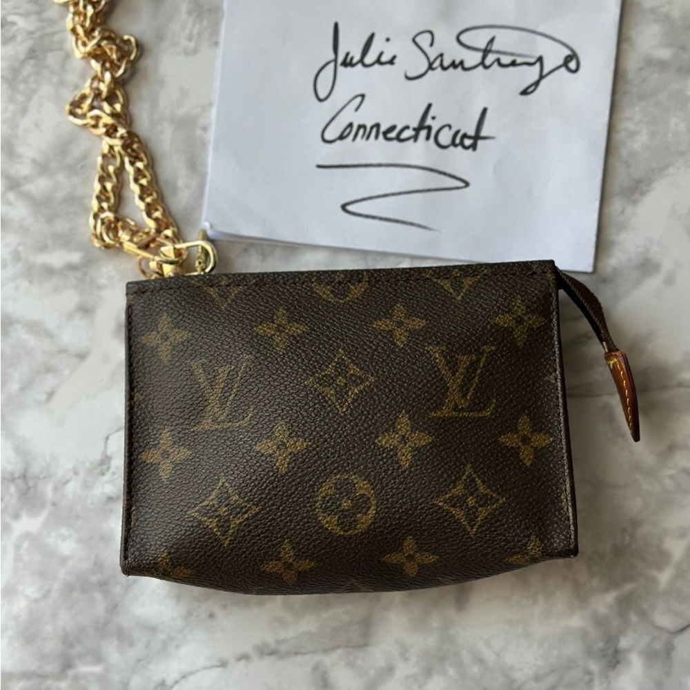 Louis Vuitton Toiletry 15